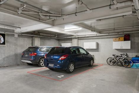 Photo of property in Wyndham Gardens Apartments, 30 Red Oaks Drive, Frankton, Queenstown, 9300