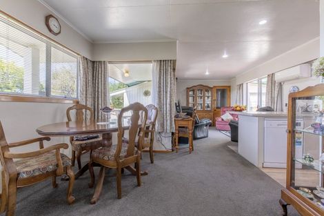 Photo of property in 19 Woburn Street, Waipukurau, 4200