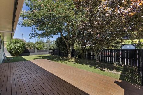 Photo of property in 48 Chaucer Street, Leamington, Cambridge, 3432