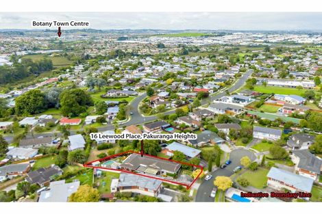 Photo of property in 16 Leewood Place, Pakuranga Heights, Auckland, 2010