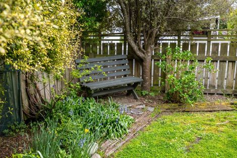 Photo of property in 1a Massey Street, Greytown, 5712