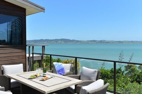 Photo of property in 108 Manganese Point Road, Tamaterau, Whangarei, 0174