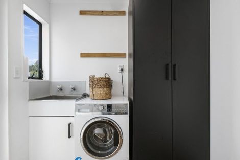 Photo of property in 19 Solomon Street, Brookfield, Tauranga, 3110