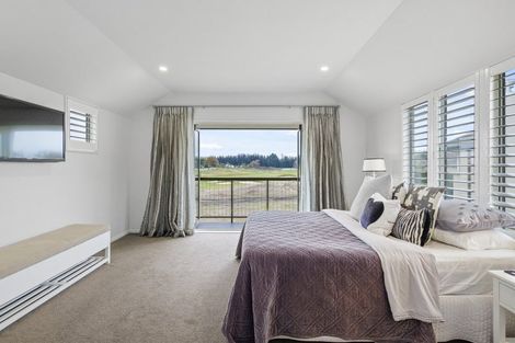 Photo of property in 132 Lake Terrace Road, Burwood, Christchurch, 8061
