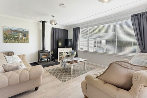 Photo of property in 25 Montana Road, Totara Park, Upper Hutt, 5018