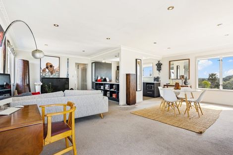 Photo of property in 150 Calliope Road, Stanley Point, Auckland, 0624