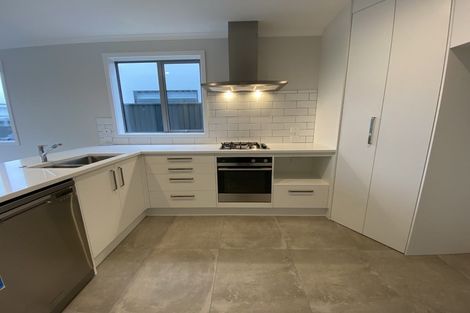 Photo of property in 13 Karearea Avenue, Kenepuru, Porirua, 5022