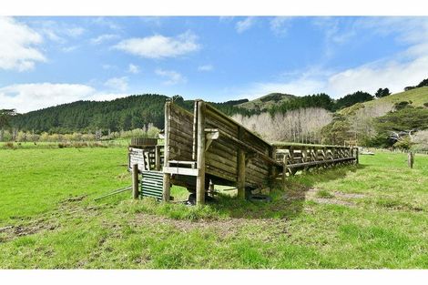 Photo of property in 2882 Kaipara Coast Highway, Glorit, Warkworth, 0984