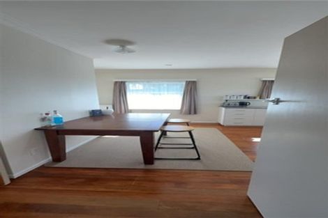 Photo of property in 19 Scott Street, Moturoa, New Plymouth, 4310