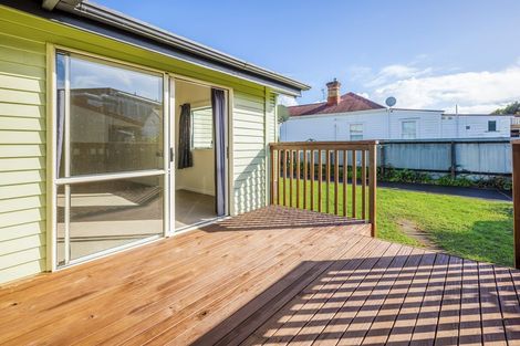 Photo of property in 14 Golf Avenue, Otahuhu, Auckland, 1062