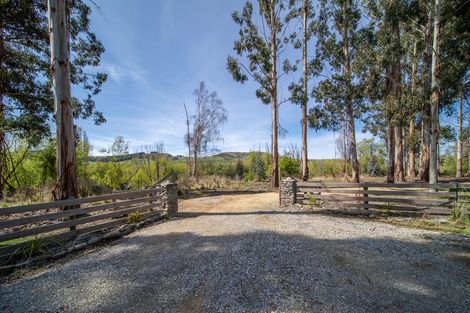 Photo of property in 5689 Ettrick-raes Junction Road, Millers Flat, Roxburgh, 9572