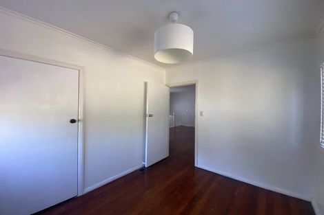 Photo of property in 38 Comins Crescent, Mission Bay, Auckland, 1071