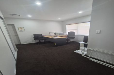 Photo of property in 36 Albrecht Avenue, Mount Roskill, Auckland, 1041