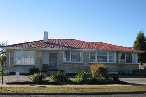 Photo of property in 2 Keats Crescent, Enderley, Hamilton, 3214