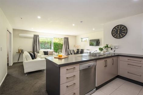 Photo of property in 211a Springfield Road, St Albans, Christchurch, 8014