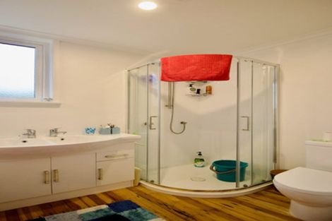 Photo of property in 87 Taurus Crescent, Beach Haven, Auckland, 0626