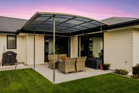 Photo of property in 44 Beachvale Drive, Kaiapoi, 7630