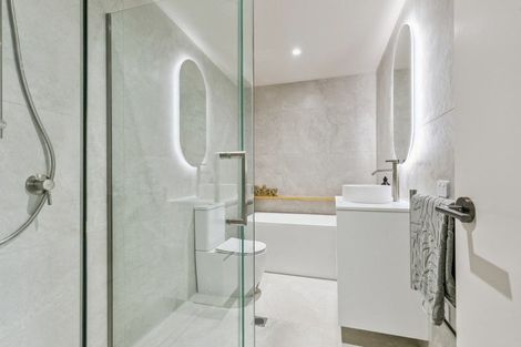 Photo of property in 365c Karori Road, Karori, Wellington, 6012