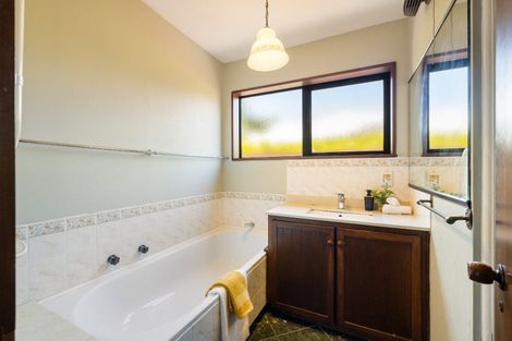 Photo of property in 10 Lodge Place, Ilam, Christchurch, 8041