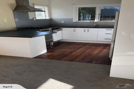 Photo of property in 6 Middlesex Place, Northland, Wellington, 6012