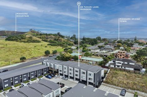 Photo of property in 28 Tukari Lane, Mangere Bridge, Auckland, 2022
