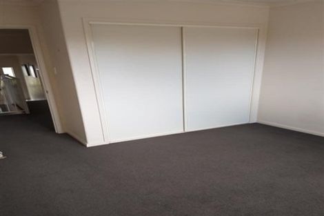 Photo of property in 74 George Deane Place, Greenhithe, Auckland, 0632