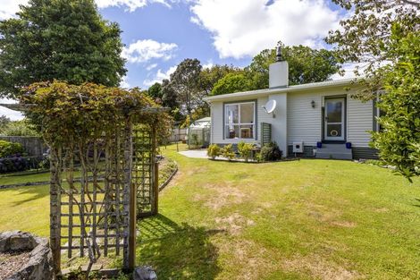 Photo of property in 5a Old South Road, Okato, 4335