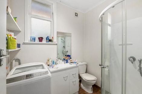 Photo of property in 35 Plunket Avenue, Petone, Lower Hutt, 5012