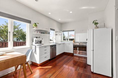 Photo of property in 25 Porangahau Road, Waipukurau, 4200