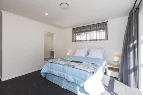 Photo of property in 8 Kitty Frazer Lane, Omaha, 0986