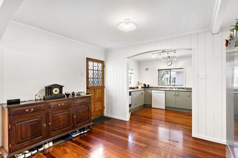 Photo of property in 21 Zealandia Road, Manly, Whangaparaoa, 0930