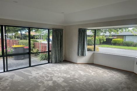 Photo of property in 30 Villa Grove, Ilam, Christchurch, 8041