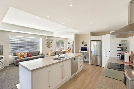 Photo of property in 73 Sequoia Way, Rangiora, 7400