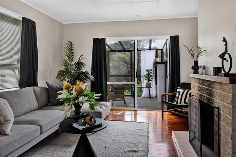 Photo of property in 15 Wrantage Street, Westown, New Plymouth, 4310