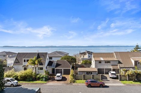 Photo of property in 21 Rogers Avenue, Eastern Beach, Auckland, 2012