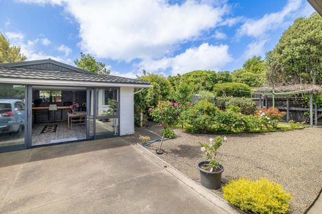 Photo of property in 32 Bucknell Street, Sockburn, Christchurch, 8042