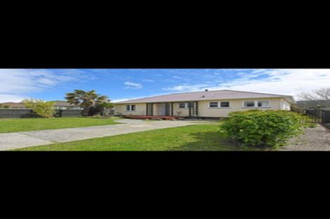 Photo of property in 1319 High Street, Taita, Lower Hutt, 5011