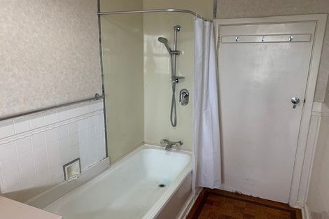 Photo of property in 36 South Road, The Glen, Dunedin, 9011