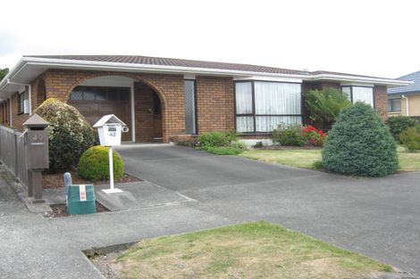 Photo of property in 42 Cedar Crescent, Feilding, 4702
