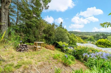 Photo of property in 39 Blue Mountains Road, Silverstream, Upper Hutt, 5019