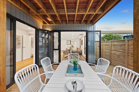 Photo of property in 42b Takutai Avenue, Half Moon Bay, Auckland, 2012