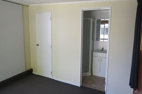 Photo of property in 28d Alison Street, Hamilton Lake, Hamilton, 3204