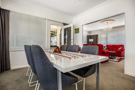 Photo of property in 2 Awatere Avenue, Beerescourt, Hamilton, 3200