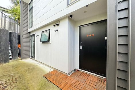 Photo of property in 111d Woodglen Road, Glen Eden, Auckland, 0602