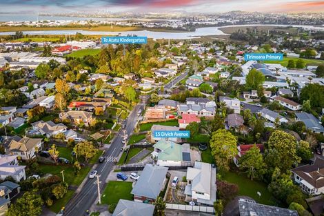 Photo of property in 15 Divich Avenue, Te Atatu South, Auckland, 0610