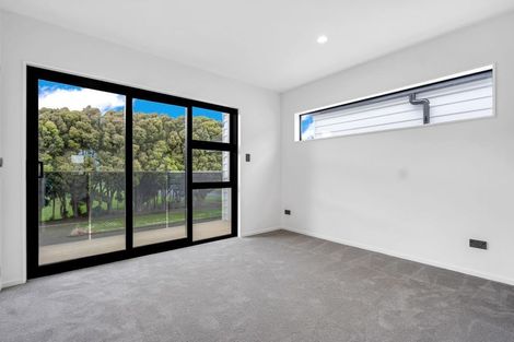 Photo of property in 54a Waimai Avenue, Weymouth, Auckland, 2103