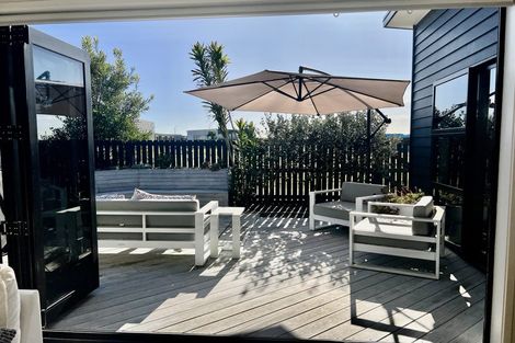 Photo of property in 36 Marion Crescent, Papamoa Beach, Papamoa, 3118