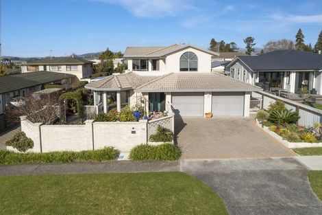 Photo of property in 128 Edgecumbe Road, Tauranga South, Tauranga, 3112