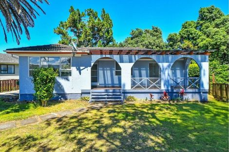 Photo of property in 33 Killington Crescent, Mangere, Auckland, 2022