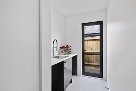 Photo of property in 10 Waterford Farm Road, Halswell, Christchurch, 8025